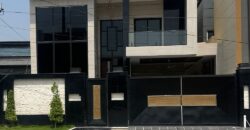 Sprawling 10 Marla Modern Triple-Story Residence for Sale | Regi Model Town, Zone 3, Block B3 (Plot 347)