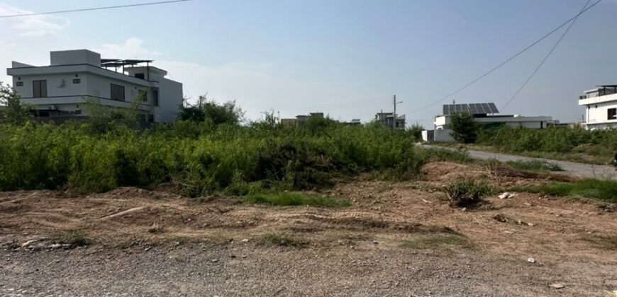 10 Marla South Corner Plot No. 230 for Sale in Zone 3, Sector A2 – Regi Model Town Peshawar