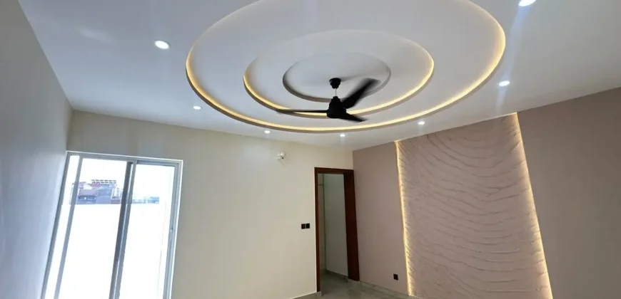 8 Marla Luxury House for Sale in Professor Model Town, Nasir Bagh Road