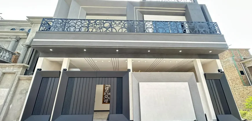 8 Marla Luxury House for Sale in Professor Model Town, Nasir Bagh Road