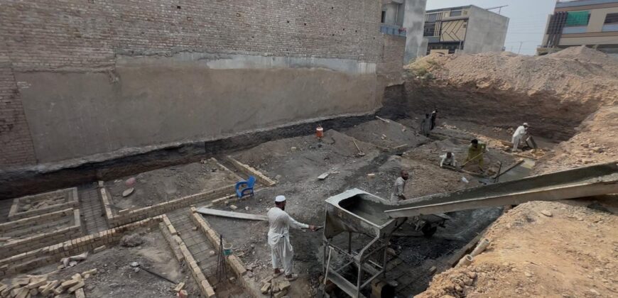 10 Marla Luxury Construction Project in Regi Model Town Sector A2 House 130