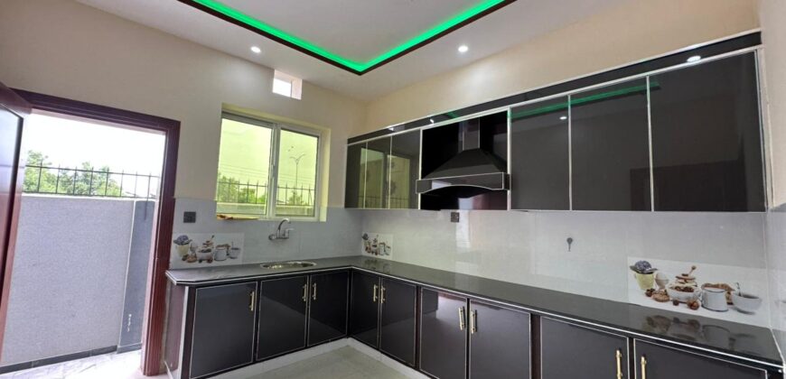 10 Marla West Open Luxury House for Sale in Regi Model Town Zone 4 Sector A2 House No 99