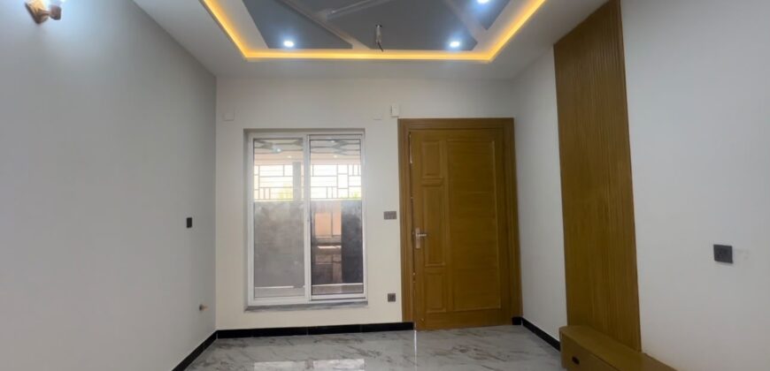 5 Marla Luxury House for Sale in Regi Model Town Zone 4 Sector C3 House 589