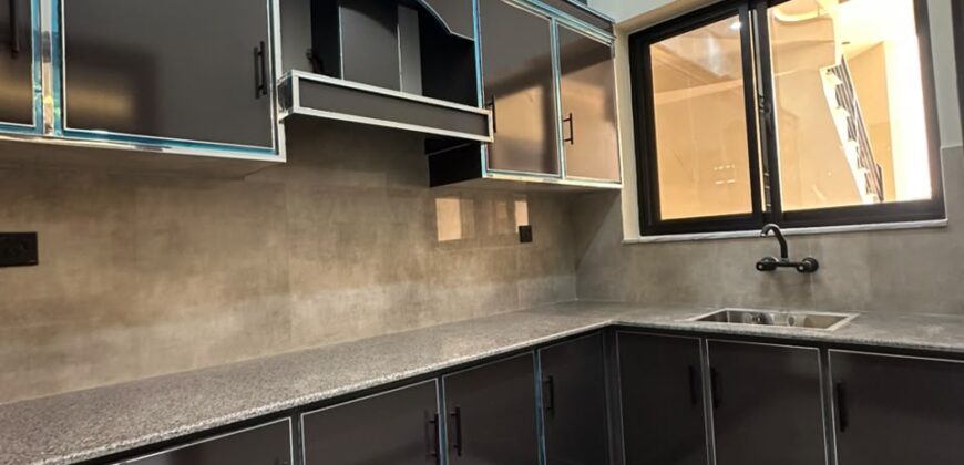 5 Marla Luxury House for Sale in Regi Model Town Zone 4 Sector C2 House 368