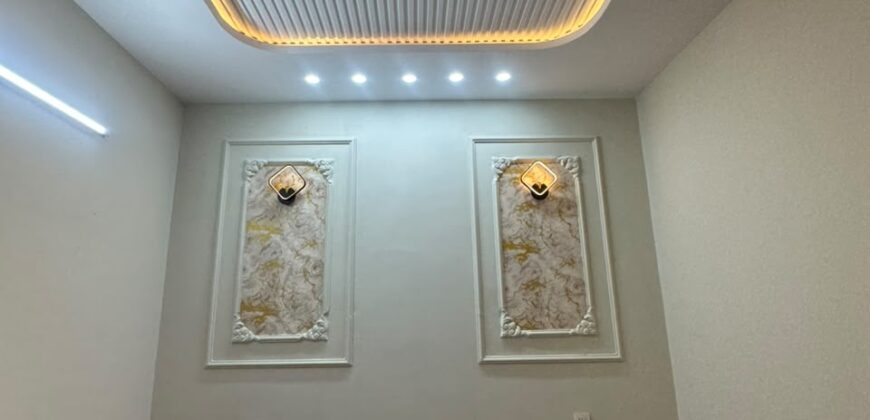 5 Marla Luxury House for Sale in Regi Model Town Zone 3 Sector C1 House 811