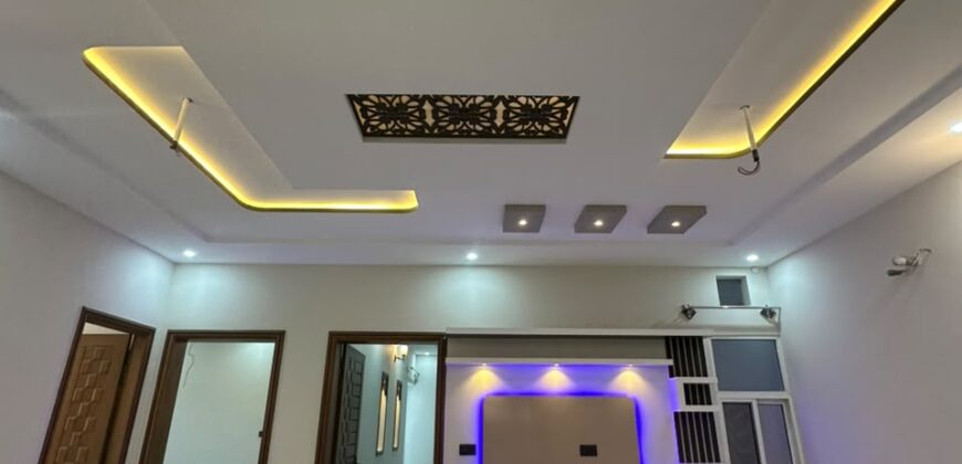 8 Marla Luxury House for Sale in Professor Model Town House 222