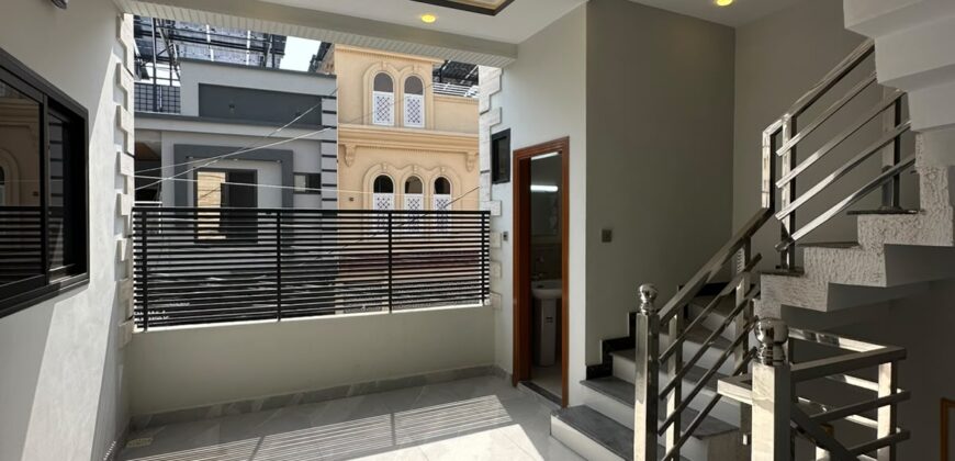 5 Marla Luxury House for Sale in Regi Model Town Zone 3 Sector C1 House 742