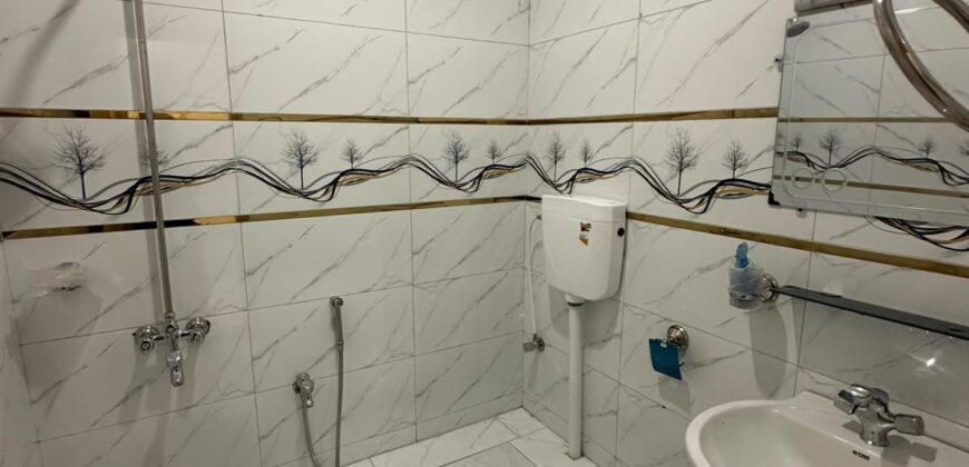 6 Marla Corner Luxury House for Sale in Regi Model Town Zone 4 Sector C3 Plot 429