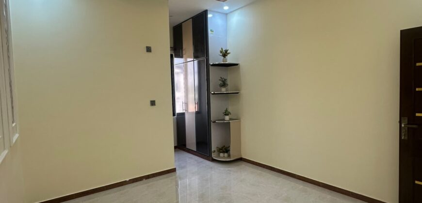 5 Marla Luxury House for Sale in Regi Model Town Zone 4 Sector C3 House 68